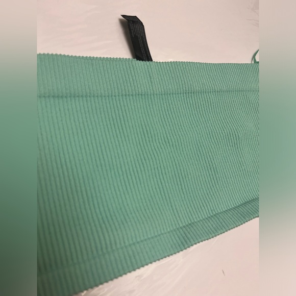 NWT ⚜️💚⚜️ Out from under bandeau mint color tube top size M/L - Picture 12 of 17